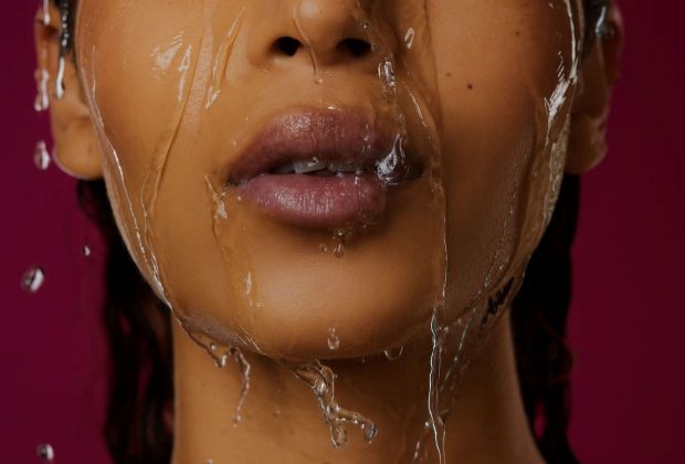 Como atingir um orgasmo molhado (squirting explicado)